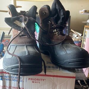 Men's Brown and Black Waterproof Winter Boots - Rugged Outdoor